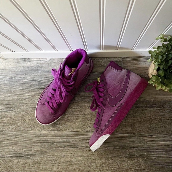 Nike Plum Voltage Blazer Mid Sneakers Womens 10